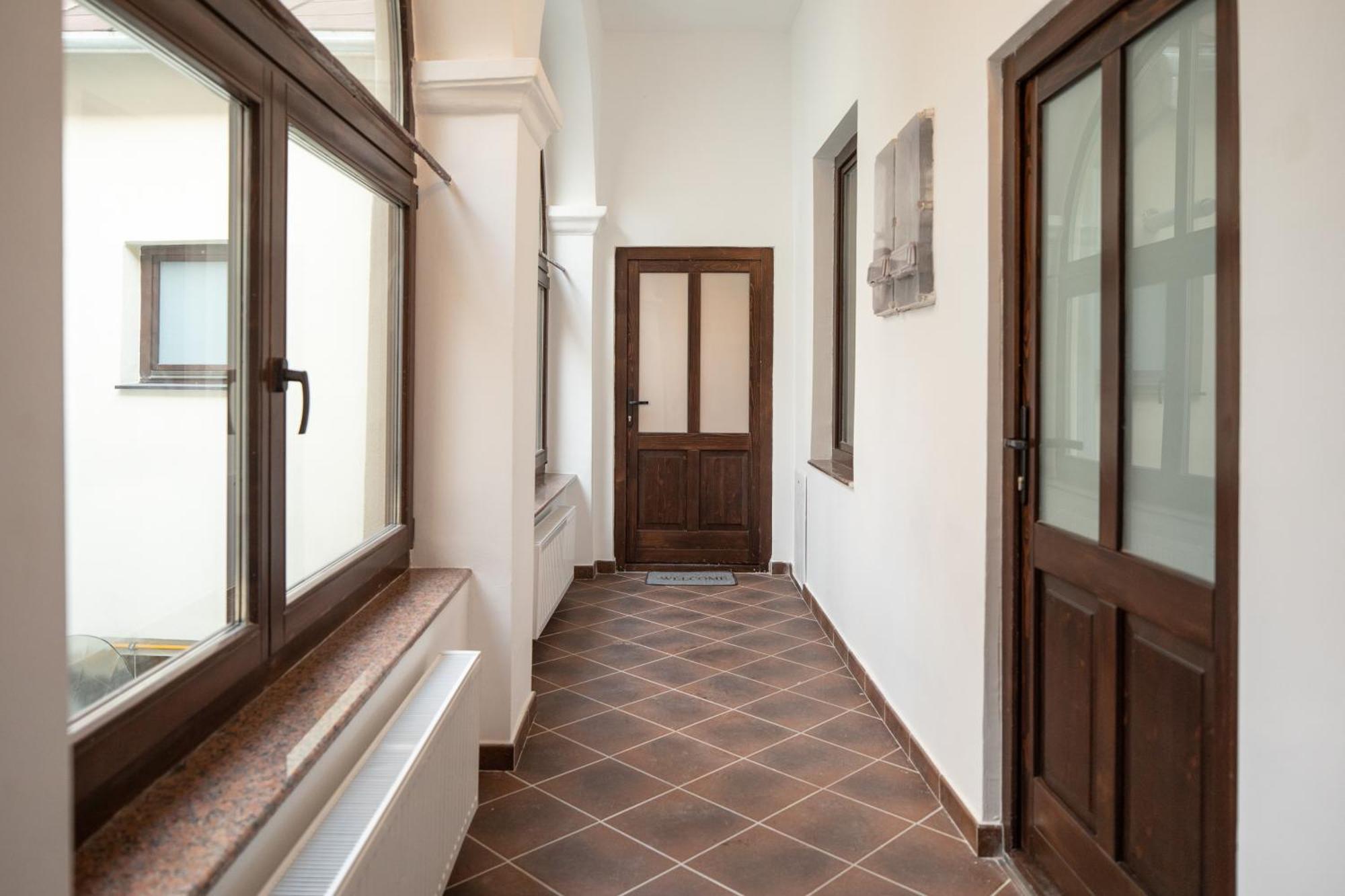 Hirscher Apartments Braszów Zewnętrze zdjęcie