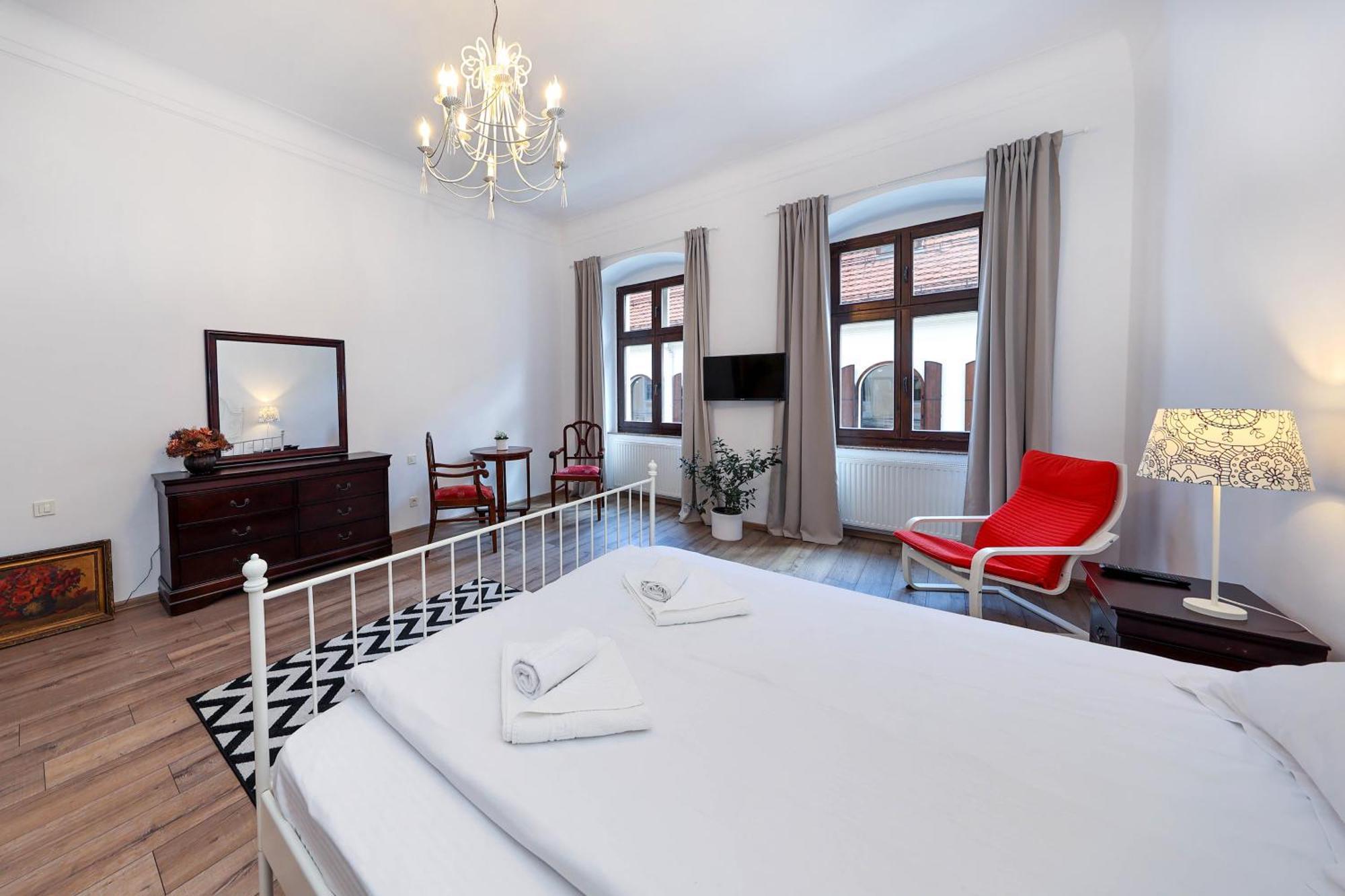 Hirscher Apartments Braszów Zewnętrze zdjęcie